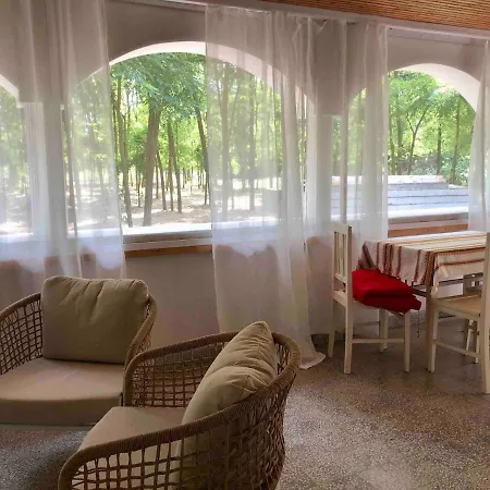 Fairytale By The Forest, Close To The River Сasa de vacaciones *
